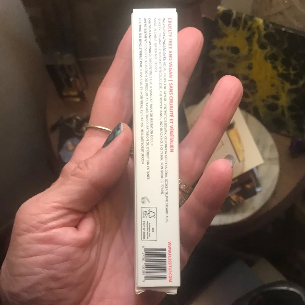 Floss Rise Above Lengthening Mascara